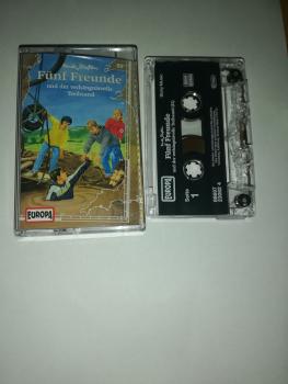 Fünf Freunde Folge 82 und der verhängnisvolle Treibsand Transparent mit Weißen Druck 8869723082 4 Europa Fünf Freunde Folge 82 und der verhängnisvolle Treibsand Transparent mit Weißen Druck 8869723082 4 Europa