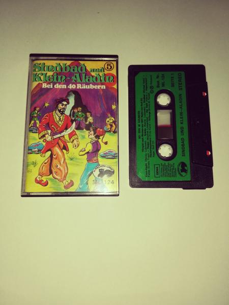 Sindbad und Klein-Aladin Folge 5 bei den 40 Räubern Schwarz mit Grünen Aufkleber ML-124 Märchenland Sindbad und Klein-Aladin Folge 5 bei den 40 Räubern Schwarz mit Grünen Aufkleber ML-124 Märchenland