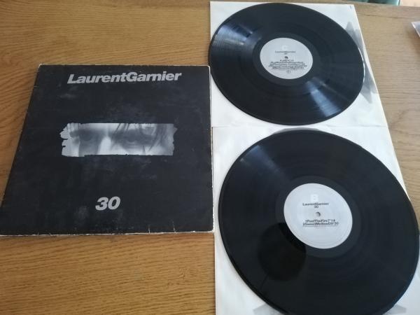 Laurent Garnier 30 1997 F Communications F063DLP Französische Pressung Doppel LP Limited Edition VG+/VG Laurent Garnier 30 1997 F Communications F063DLP Französische Pressung Doppel LP Limited Edition VG+/VG