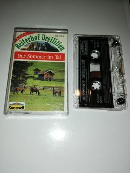 Reiterhof Dreililien Folge 4 Der Sommer im Tal Transparent 841 410-4 (Weiß Rotes Cover) Karussell