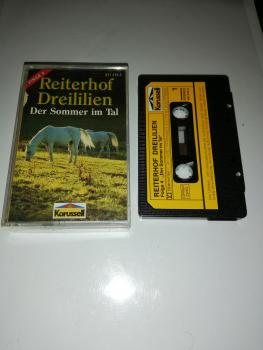 Reiterhof Dreililien Folge 4 Der Sommer im Tal Schwarz mit Gelben Cover 841 410-4 Karussell