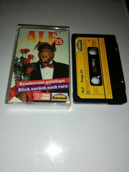 Alf Folge 25 Rendezvous gefälligst/ Blick zurück nach vorn Schwarz mit Gelben Aufkleber 841 495-4 Karussell