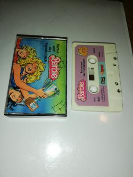 Barbie Remus Folge Barbie und das Tennismatch Weiß mit Lila Aufkleber 6872