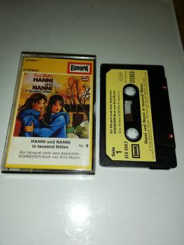 Hanni und Nanni Folge 9 in tausend Nöten Schwarz mit Gelben Aufkleber 515554.1(weißes Cover) LC 0967