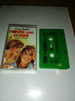 Hanni und Nanni Folge 10 groß in Form Grün mit Schwarzen Druck 7432186748.4