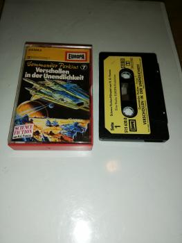 Commander Perkins Folge 7 Verschollen in der Unendlichkeit Schwarz mit Beigen Aufkleber 515630.0
