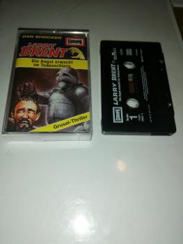 Larry Brent Folge 3 Die Angst erwacht im Todesschloß Schwarz mit Weißen Druck 7432178601.4 Europa