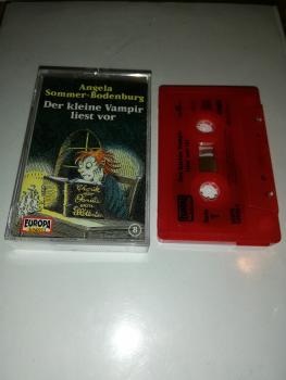 Der kleine Vampir Folge 8 liest vor Rot mit Schwarzen Druck 8287659040.4 Europa