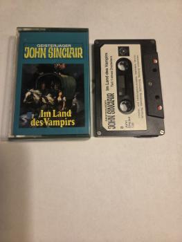 Geisterjäger John Sinclair Folge 24 Im Land des Vampirs 5-fach Silber geschraubt Schwarz mit Weißen Aufkleber 139 Tonstudio Braun(Nr. auf Cover fehlt)