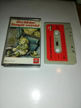 Der kleine Vampir verreist Grau mit Roten Aufkleber 3148248 Poly