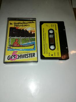 5 Geschwister im ungewöhnlichen Pfarrhaus Schwarz mit Gelben Aufkleber 60338