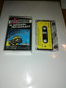 5 Geschwister im seltsamen Patrizierhaus Transparent mit Gelben Aufkleber 60340