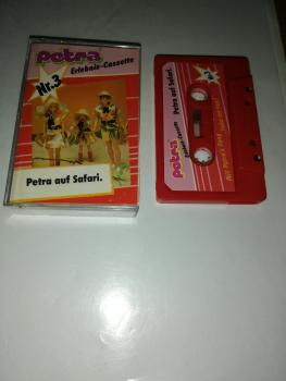 Petra Folge 3 auf Safari Rot mit Rosa Aufkleber