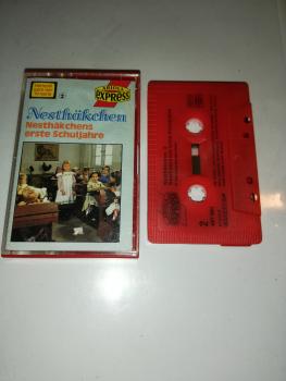 Nesthäkchen Folge 2 erste Schuljahre Rot mit Schwarzen Druck 497681-215 Ariola Express