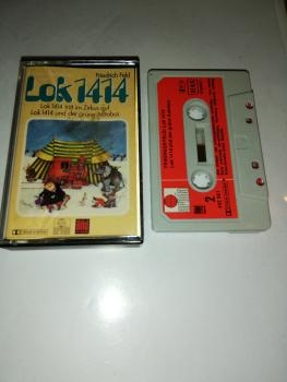 Lok 1414 tritt im Zirkus auf/und der grüne Autobus Grau mit Roten Aufkleber 402281-242 Ariola