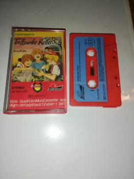 Treffpunkt Keller Rot mit Blauen Aufkleber 48614 UW Maritim