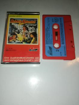 Detektiv Kolumbus & Sohn  Marken. Blüten und zwei schräge Vögel Rot mit Blauen Aufkleber 48793 UW Maritim