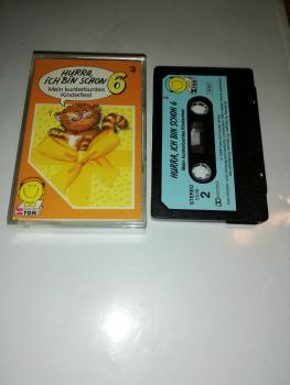 Hurra. ich bin schon 6 Mein Kunterbuntes Kinderfest Schwarz mit blauen Aufkleber 5046 Schneiderton