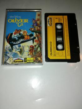 Oliver & Co Schwarz mit Gelben Aufkleber 73067 1 Club Edition Karussell Disneyland