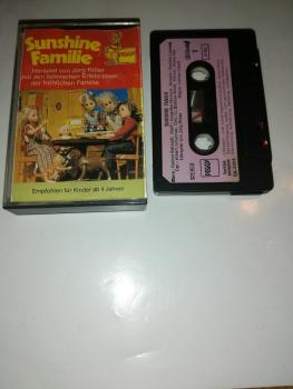 Sunshine Familie Schwarz mit Lila Aufkleber BA 33.016 Peggy