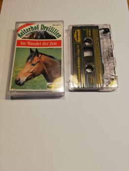 Reiterhof Dreililien Folge 13 Im Wandel der Zeit Transparent 849 405-4 (Weiß Rotes Cover) Karussell