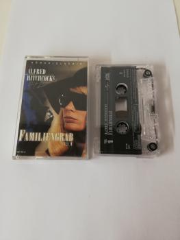 Alfred Hitchcock`s Familiengrab Teil 1 Transparent 544763-4 Karussell