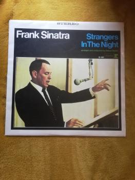 Frank Sinatra-Strangers in the night 1966 Reprise Records FS -1017 Deutsche Pressung VG+/VG