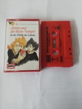 Der kleine Vampir Folge 10 In der Höhle des Löwen Rot mit Schwarzen Druck 495826-215 Europa