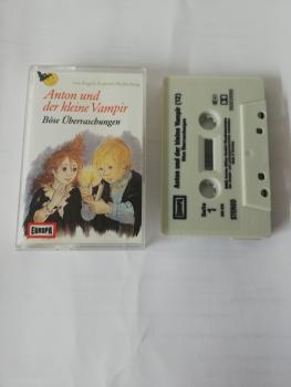 Der kleine Vampir Folge 12 Böse Überraschungen Grau mit Schwarzen Druck 495828-209 Europa
