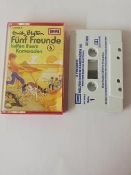 Fünf Freunde Folge 6 helfen ihrem Kameraden Weiß mit Blauen Druck 515645.9