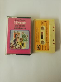 Fünf Freunde auf neuen Abenteuern Beige mit Orangen Aufkleber 33444 1 Marcato