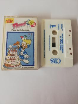 Panki Folge 18 hat Geburtstag Weiß mit Blauen Druck 466203 4 CBS Family Shop