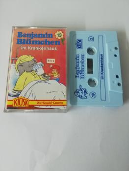 Benjamin Blümchen Folge 13 im Krankenhaus Weiß mit Blauen Druck Rot Gelbes Kiosk Cover Der Grüne Punkt