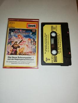 Die Hexe Schrumpeldei Folge 7 und die Walpurgisnachthexerei Schwarz mit Beigen Aufkleber 515107.4 Europa(Weißes Frontcover)