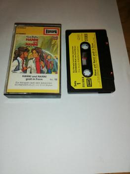 Hanni und Nanni Folge 10 groß in Form Schwarz mit Hellgelben Aufkleber 515555.0 Europa(Weißes Frontcover)