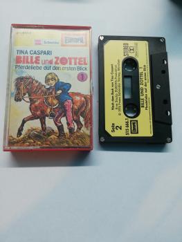 Bille und Zottel Folge 1 Pferdeliebe auf den ersten Blick 5-fach Silber geschraubt Schwarz mit Gelben Aufkleber 515666.1 Europa Front-und Innencover bemalt