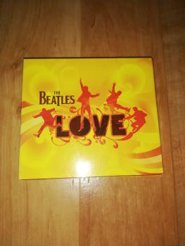 The Beatles "Love "2006 Parlophone 0946 3 80789 20 CD und DVD Box im Pappschuber