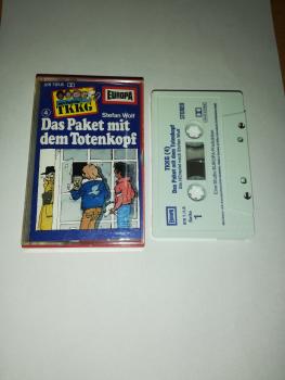 TKKG Folge 4 Das Paket mit dem Totenkopf Weiß mit Blauen Druck 515721.8 Europa