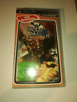 Monster Hunter Freedom PSP Essentials Capcom komplett mit Anleitung ULES 00851/E USK ab 12 Jahren