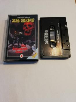Geisterjäger John Sinclair Black Edition Folge 2 Die Totenkopfinsel 5-fach Schwarz geschraubt Schwarz mit Weißen Druck Edition 2000 MC 1101 SPV