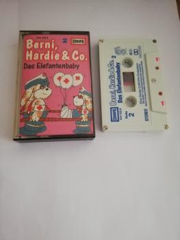 Berni. Hardie & Co. Folge 2 Das Elefantenbaby 5-fach Silber geschraubt Weiß mit Blauen Druck 514102.8 Europa