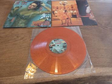 Taylor Swift The Life of a Showgirl 2025 Republic Records – 00602478225260.2 Orange Translucent With Gold Glitter [Portofino Orange Glitter], Sweat And Vanilla Perfume Edition US Pressung NM/NM
