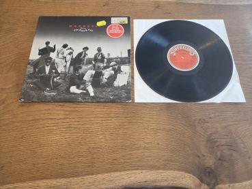 Madness – The Rise & Fall 1982 Stiff Records 6.25422 Deutsche Pressung NM/VG+