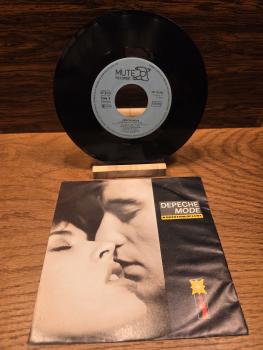 Depeche Mode – A Question Of Lust 1986 Mute Records INT 111.836 Mute 7 Bong 11 Deutsche Pressung NM/VG+