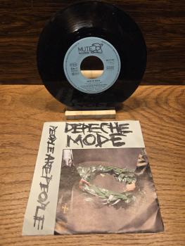 Depeche Mode People are People 1984 Mute Records INT 111.818 Mute 7 Bong 5 Deutsche Pressung VG/VG+