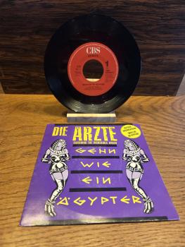 Die Ärzte Featuring The Incredible Hagen – Gehn Wie Ein Ägypter 1987 	CBS – 650883 6 Deutsche Pressung NM/VG+