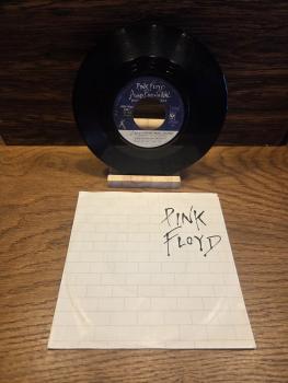 Pink Floyd – Another Brick In The Wall (Part II ) 1979 	Harvest – 1A 006-63494 Deutsche Pressung VG+/VG+