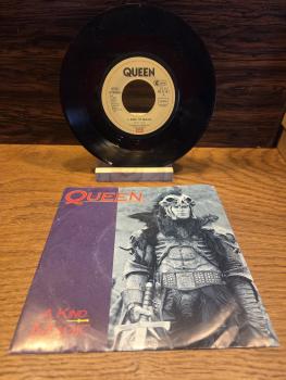Queen – A Kind Of Magic 1986 EMI – 1C 016 20 1116 7 Europäische Pressung VG+/VG+