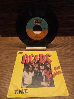 AC/DC – Girls Got Rhythm / T.N.T. 1980 Atlantic – ATL 11 411 Deutsche Pressung VG/VG+(Cover minimal geschrieben)
