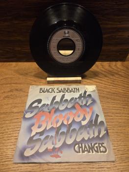 Black Sabbath – Sabbath Bloody Sabbath 1973 Vertigo – 6165 001 Deutsche Pressung VG+/VG(Cover leicht beschrieben)